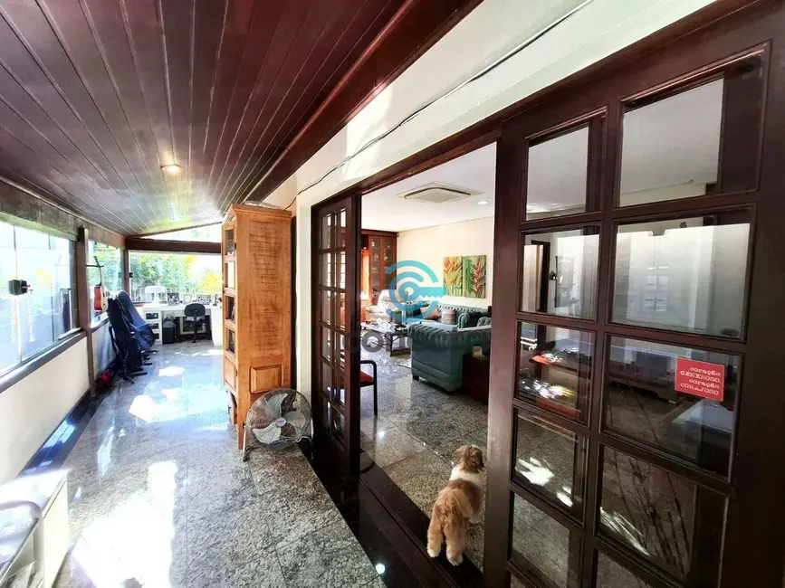 Casa com 4 quartos à venda e para alugar, 405m2 em São Francisco, Niteroi - RJ - imagem 9 Foto 9 de Casa com 4 quartos à venda e para alugar, 405m2 em São Francisco, Niteroi - RJ
