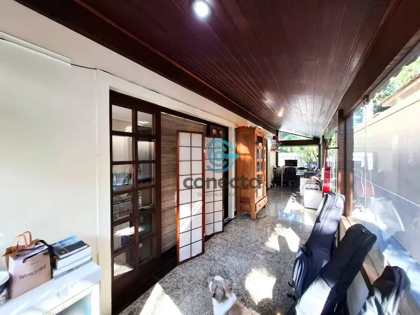 Casa com 4 quartos à venda e para alugar, 405m2 em São Francisco, Niteroi - RJ - imagem 8 Foto 8 de Casa com 4 quartos à venda e para alugar, 405m2 em São Francisco, Niteroi - RJ