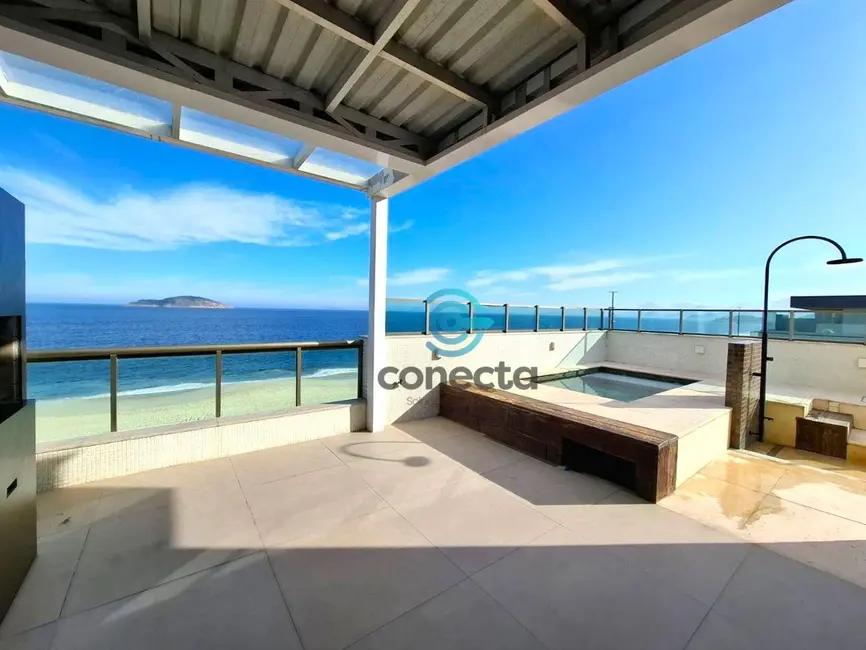 Cobertura com 3 quartos à venda, 121m2 em Piratininga, Niteroi - RJ - imagem 3 Foto 3 de Cobertura com 3 quartos à venda, 121m2 em Piratininga, Niteroi - RJ