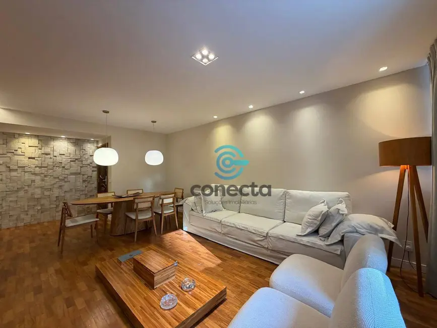 Apartamento com 3 quartos à venda, 202m2 em Icaraí, Niteroi - RJ - imagem 4 Foto 4 de Apartamento com 3 quartos à venda, 202m2 em Icaraí, Niteroi - RJ