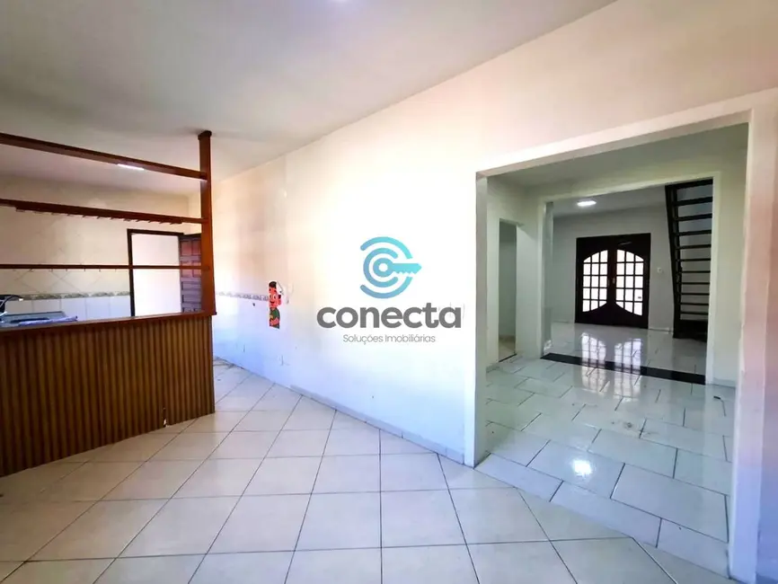 Casa de Condomínio com 3 quartos à venda e para alugar, 360m2 em Itaipu, Niteroi - RJ - imagem 8 Foto 8 de Casa de Condomínio com 3 quartos à venda e para alugar, 360m2 em Itaipu, Niteroi - RJ