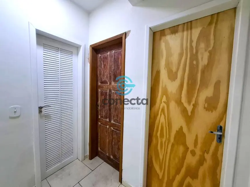 Casa de Condomínio com 3 quartos à venda e para alugar, 360m2 em Itaipu, Niteroi - RJ - imagem 6 Foto 6 de Casa de Condomínio com 3 quartos à venda e para alugar, 360m2 em Itaipu, Niteroi - RJ