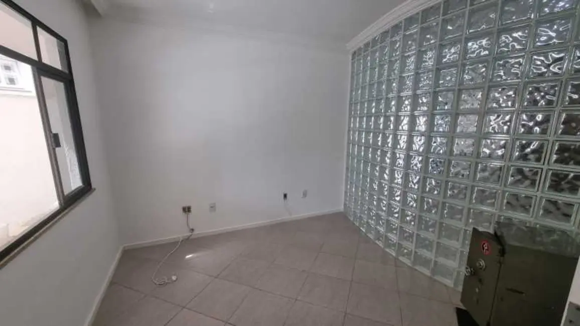Foto 7 de Casa de Condomínio com 4 quartos à venda, 270m2 em Lauro De Freitas - BA