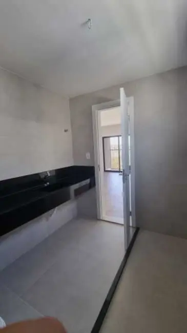 Foto 7 de Casa de Condomínio com 4 quartos à venda, 294m2 em Camacari - BA