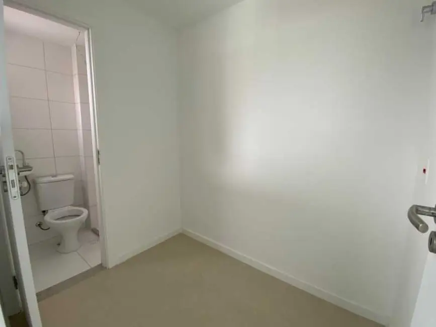 Apartamento com 4 quartos à venda, 210m2 em Salvador - BA - imagem 4 Foto 4 de Apartamento com 4 quartos à venda, 210m2 em Salvador - BA