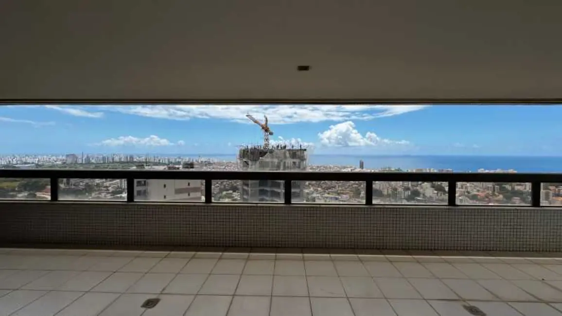 Foto 2 de Apartamento com 4 quartos à venda, 384m2 em Salvador - BA