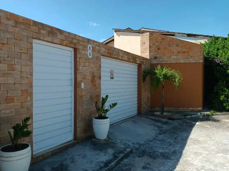 Foto 2 de Casa de Condomínio com 2 quartos à venda, 120m2 em Camacari - BA