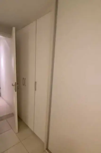 Foto 2 de Apartamento com 2 quartos à venda, 80m2 em Salvador - BA