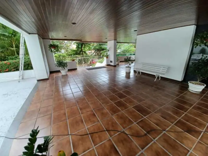Apartamento com 3 quartos à venda, 99m2 em Salvador - BA - imagem 4 Foto 4 de Apartamento com 3 quartos à venda, 99m2 em Salvador - BA