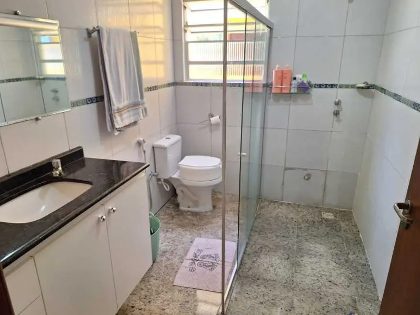 Apartamento com 3 quartos à venda, 170m2 em Salvador - BA - imagem 3 Foto 3 de Apartamento com 3 quartos à venda, 170m2 em Salvador - BA