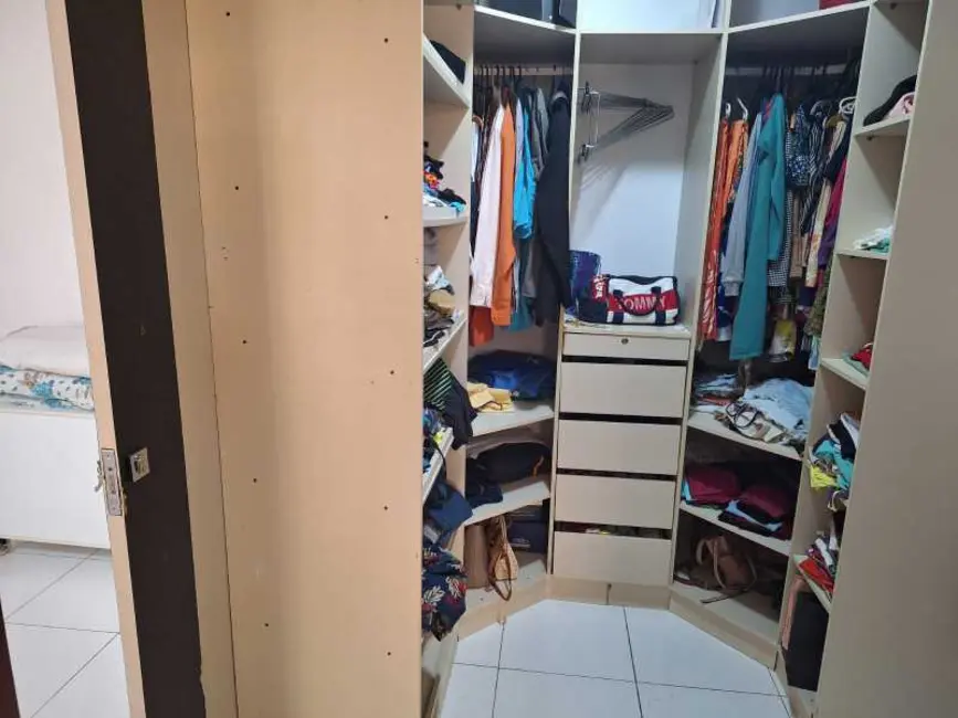 Apartamento com 3 quartos à venda, 170m2 em Salvador - BA - imagem 6 Foto 6 de Apartamento com 3 quartos à venda, 170m2 em Salvador - BA