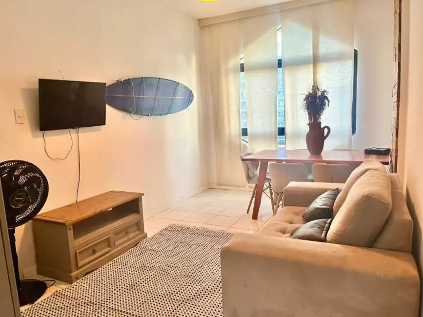 Foto 1 de Apartamento com 1 quarto à venda, 50m2 em Salvador - BA
