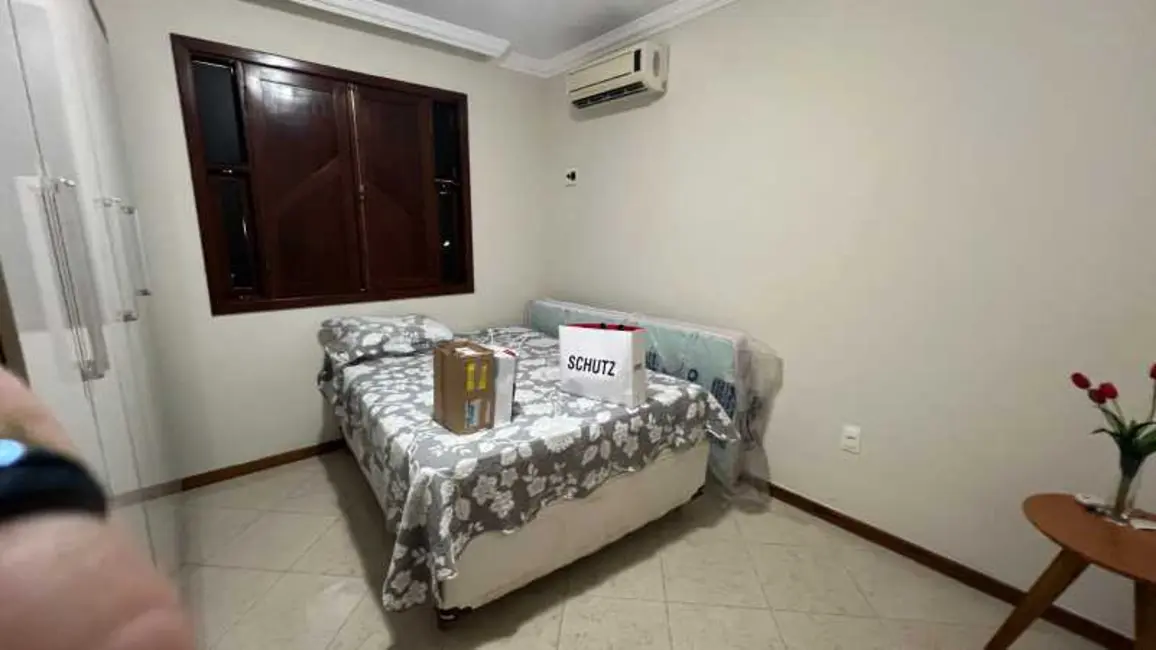 Casa com 4 quartos à venda, 280m2 em Salvador - BA - imagem 2 Foto 2 de Casa com 4 quartos à venda, 280m2 em Salvador - BA
