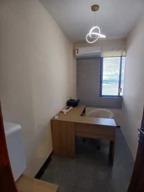 Sala Comercial à venda, 50m2 em Salvador - BA - imagem 8 Foto 8 de Sala Comercial à venda, 50m2 em Salvador - BA