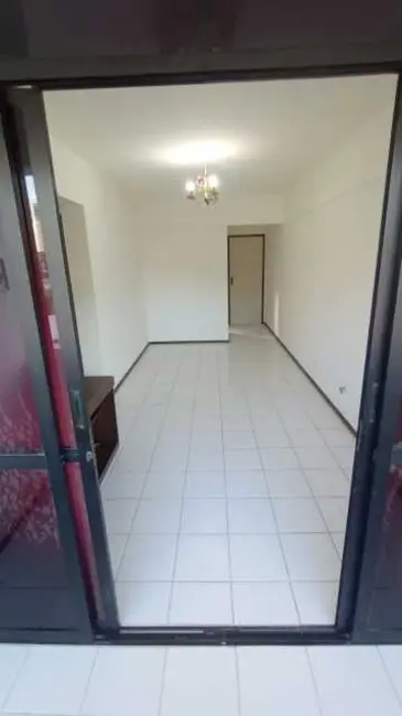 Foto 2 de Apartamento com 2 quartos à venda, 80m2 em Salvador - BA