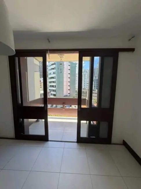 Apartamento com 3 quartos à venda, 104m2 em Salvador - BA - imagem 3 Foto 3 de Apartamento com 3 quartos à venda, 104m2 em Salvador - BA