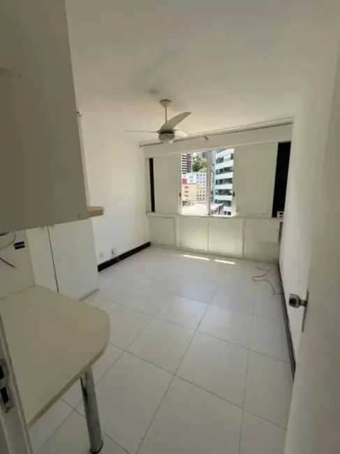Apartamento com 3 quartos à venda, 104m2 em Salvador - BA - imagem 9 Foto 9 de Apartamento com 3 quartos à venda, 104m2 em Salvador - BA