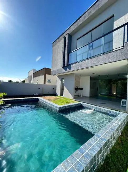 Foto 1 de Casa de Condomínio com 4 quartos à venda, 200m2 em Camacari - BA