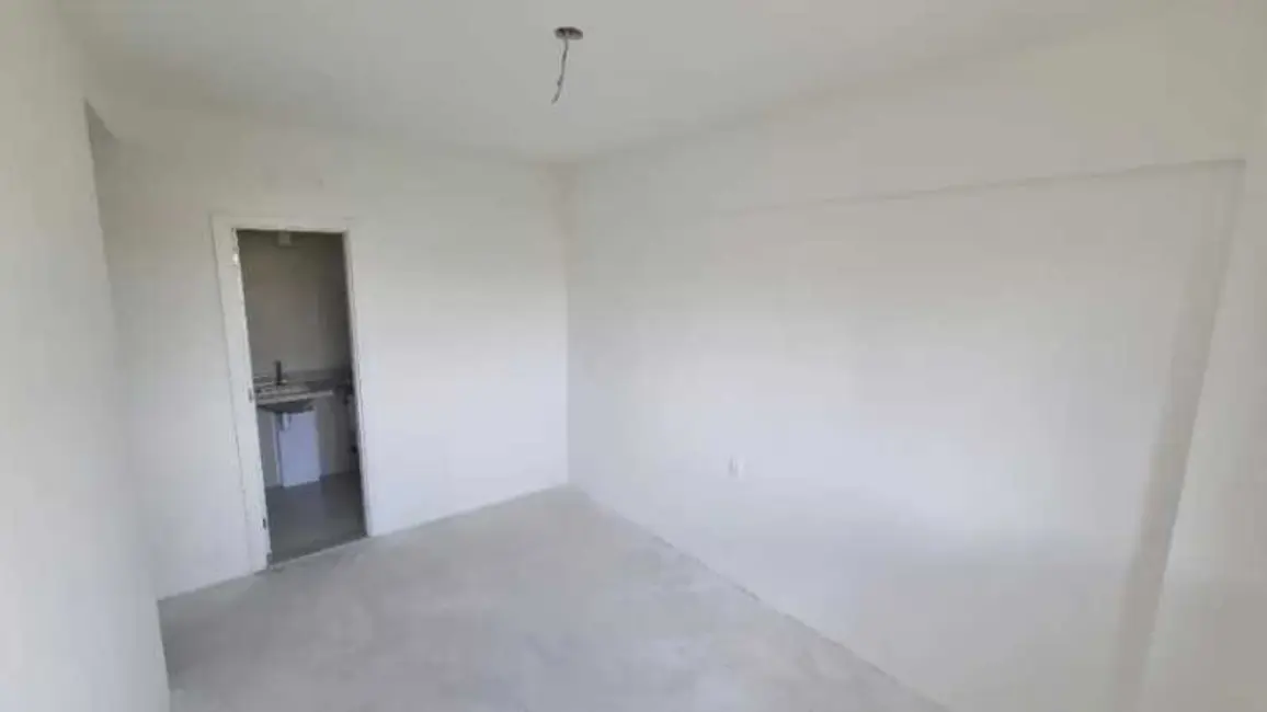 Foto 6 de Apartamento com 2 quartos à venda, 71m2 em Salvador - BA