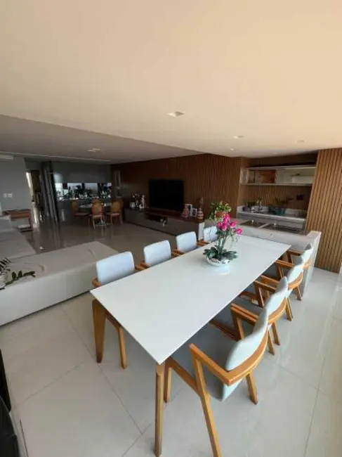 Foto 2 de Apartamento com 3 quartos à venda, 144m2 em Salvador - BA