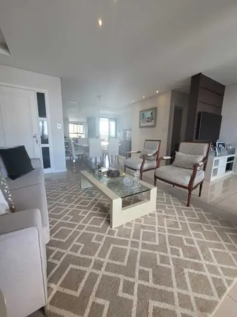 Foto 1 de Apartamento com 3 quartos à venda, 140m2 em Salvador - BA