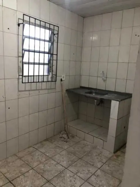 Casa com 2 quartos à venda, 45m2 em Salvador - BA - imagem 3 Foto 3 de Casa com 2 quartos à venda, 45m2 em Salvador - BA