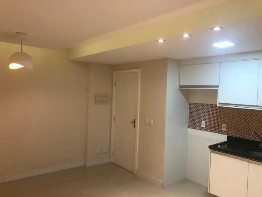 Foto 3 de Apartamento com 2 quartos à venda, 57m2 em Salvador - BA