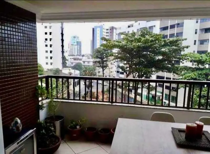 Foto 5 de Apartamento com 3 quartos à venda, 140m2 em Salvador - BA