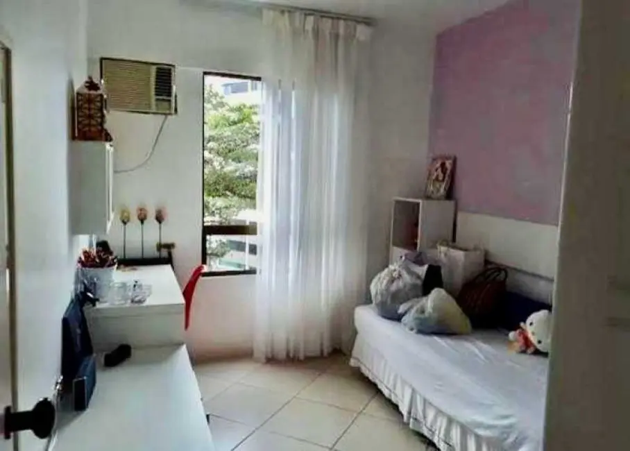 Foto 9 de Apartamento com 3 quartos à venda, 140m2 em Salvador - BA