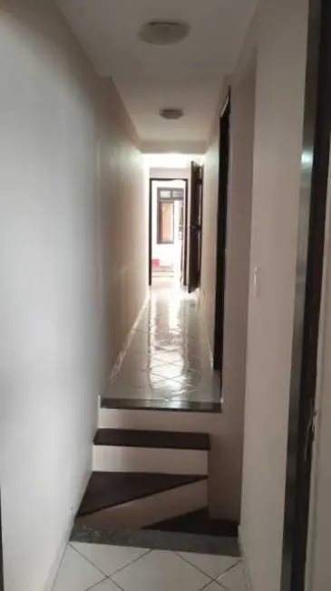 Casa com 4 quartos à venda, 250m2 em Salvador - BA - imagem 6 Foto 6 de Casa com 4 quartos à venda, 250m2 em Salvador - BA