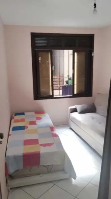 Casa com 4 quartos à venda, 250m2 em Salvador - BA - imagem 8 Foto 8 de Casa com 4 quartos à venda, 250m2 em Salvador - BA