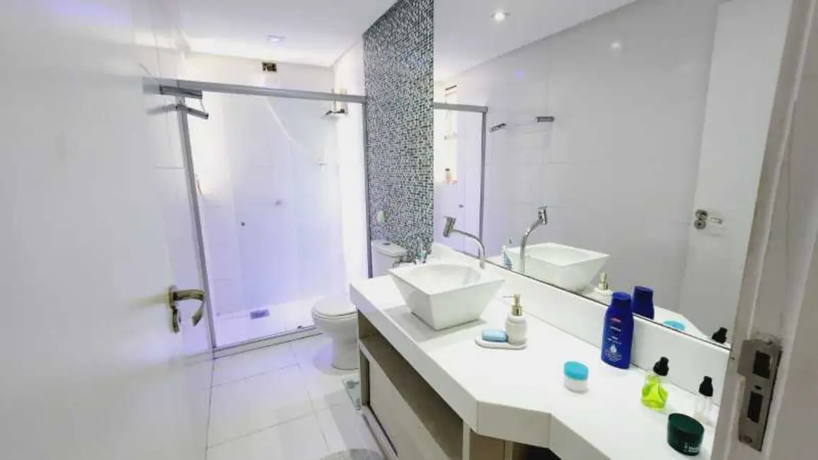 Apartamento com 2 quartos à venda, 61m2 em Salvador - BA - imagem 5 Foto 5 de Apartamento com 2 quartos à venda, 61m2 em Salvador - BA