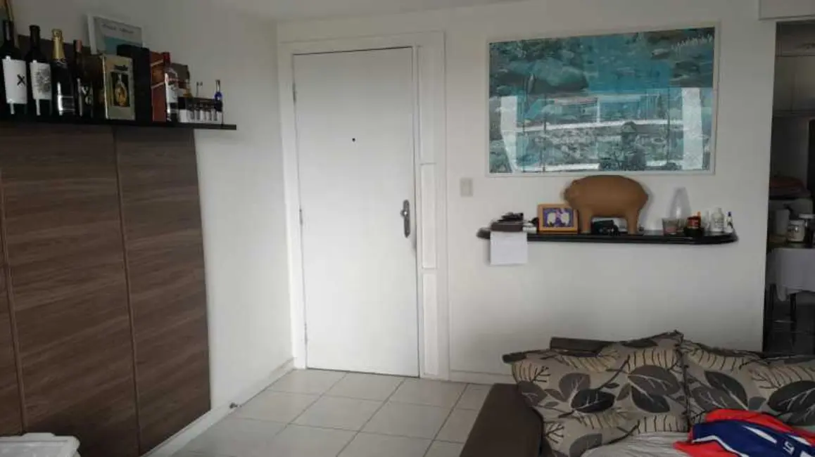 Foto 4 de Apartamento com 2 quartos à venda, 80m2 em Salvador - BA