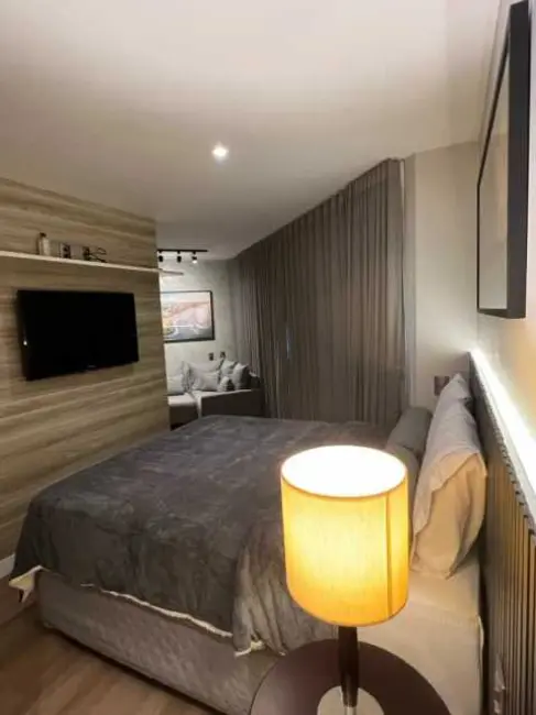 Foto 2 de Apartamento com 1 quarto à venda, 45m2 em Salvador - BA