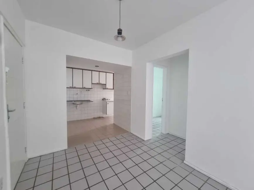 Foto 4 de Apartamento com 2 quartos à venda, 52m2 em Salvador - BA