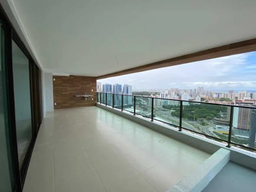 Foto 1 de Apartamento com 4 quartos à venda, 210m2 em Salvador - BA