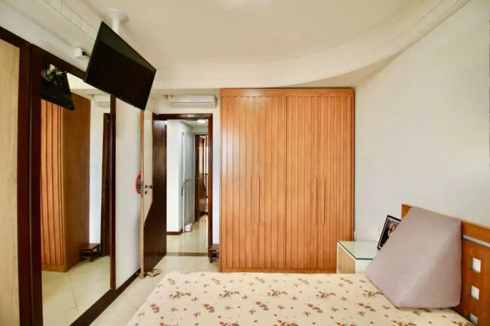 Foto 4 de Apartamento com 2 quartos à venda, 73m2 em Salvador - BA