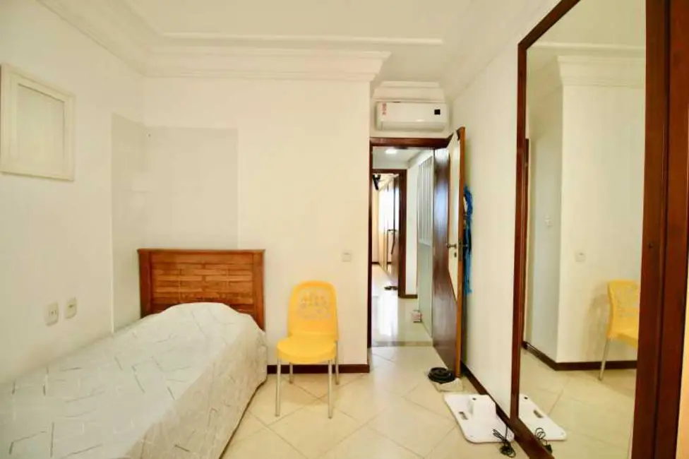 Foto 3 de Apartamento com 2 quartos à venda, 73m2 em Salvador - BA