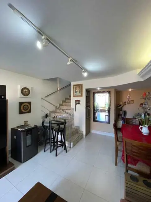 Foto 1 de Casa de Condomínio com 3 quartos à venda, 225m2 em Salvador - BA