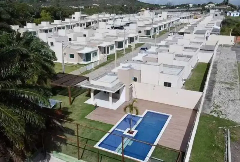 Foto 2 de Casa de Condomínio com 2 quartos à venda, 69m2 em Camacari - BA