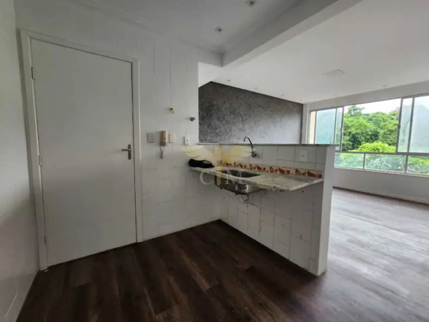 Apartamento com 2 quartos à venda, 81m2 em Salvador - BA - imagem 9 Foto 9 de Apartamento com 2 quartos à venda, 81m2 em Salvador - BA