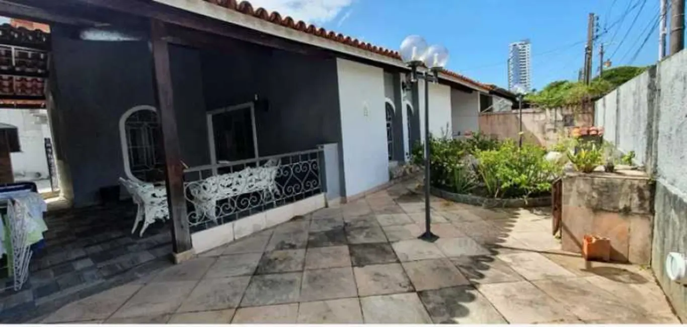 Foto 8 de Casa de Condomínio com 8 quartos à venda, 180m2 em Salvador - BA