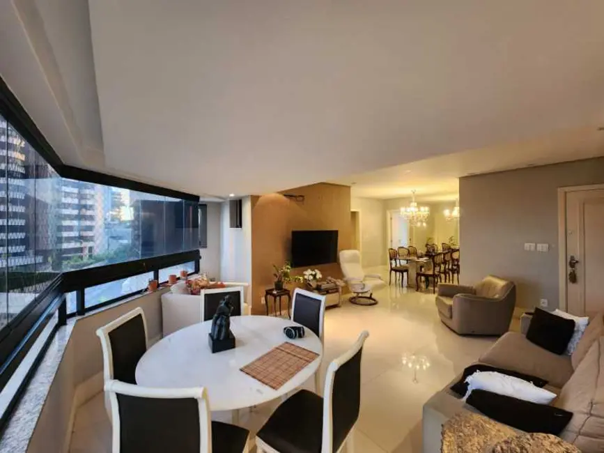 Foto 1 de Apartamento com 3 quartos à venda, 133m2 em Salvador - BA