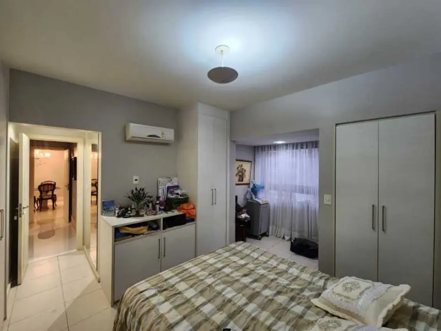 Foto 9 de Apartamento com 3 quartos à venda, 133m2 em Salvador - BA