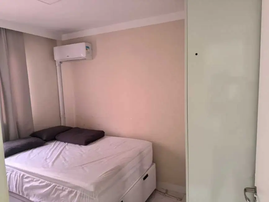 Apartamento com 2 quartos à venda, 45m2 em Salvador - BA - imagem 9 Foto 9 de Apartamento com 2 quartos à venda, 45m2 em Salvador - BA