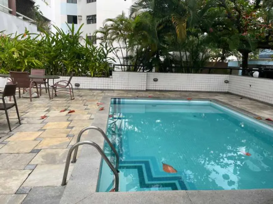 Apartamento com 4 quartos à venda, 138m2 em Salvador - BA - imagem 2 Foto 2 de Apartamento com 4 quartos à venda, 138m2 em Salvador - BA