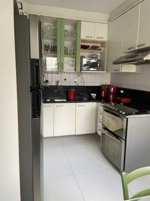 Apartamento com 4 quartos à venda, 138m2 em Salvador - BA - imagem 6 Foto 6 de Apartamento com 4 quartos à venda, 138m2 em Salvador - BA