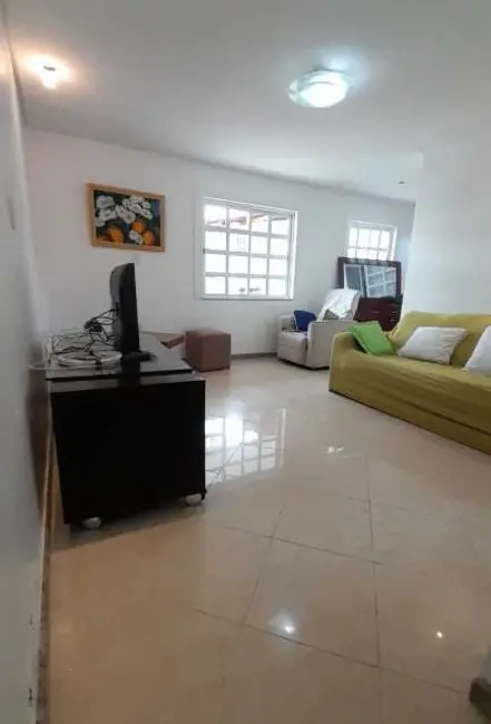 Casa com 4 quartos à venda, 215m2 em Salvador - BA - imagem 1 Foto 1 de Casa com 4 quartos à venda, 215m2 em Salvador - BA