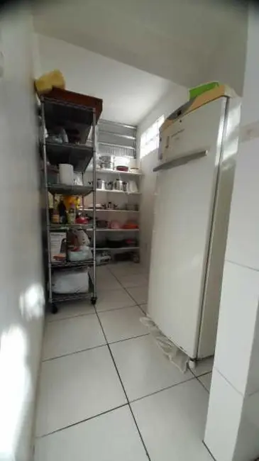 Casa com 4 quartos à venda, 215m2 em Salvador - BA - imagem 9 Foto 9 de Casa com 4 quartos à venda, 215m2 em Salvador - BA