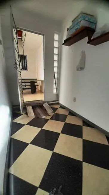 Casa com 4 quartos à venda, 215m2 em Salvador - BA - imagem 7 Foto 7 de Casa com 4 quartos à venda, 215m2 em Salvador - BA